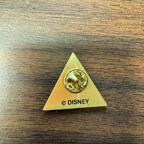 Disney Disneyland DL Hercules Victory Parade Pin - Picture 2 of 2